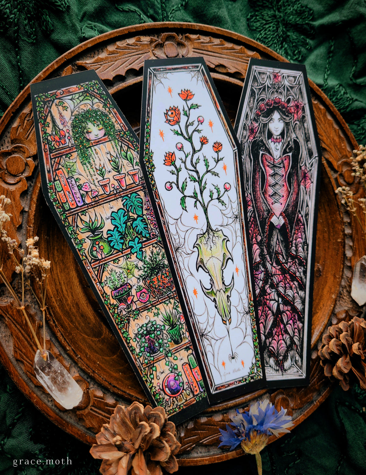 Rat Skull Bookmark - illustrated by Grace Moth, gothic botanical coffin